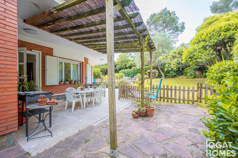 Foto c21a4f6f-083d-4b75-9e54-393dd3c45264. Casa con parcheggio piscina in Golf-Can Trabal Sant Cugat del Vallès