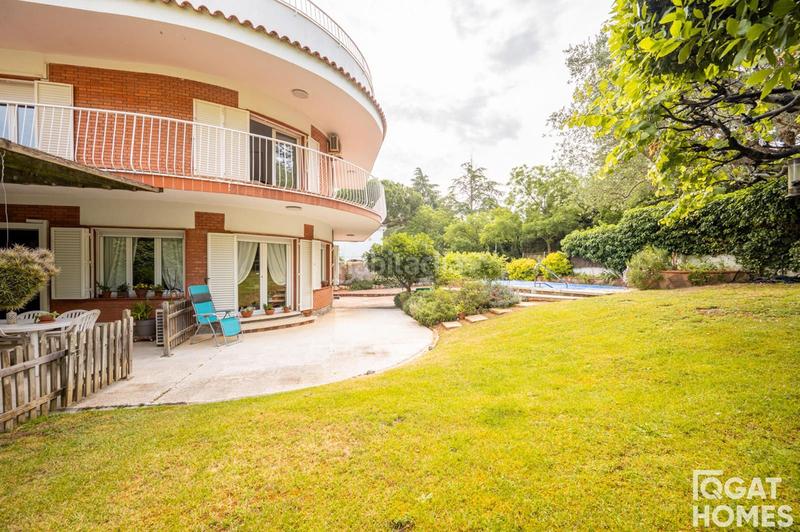 Foto d72b0909-20ab-41c4-8f4a-f16ccc97b88f. Casa con parcheggio piscina in Golf-Can Trabal Sant Cugat del Vallès