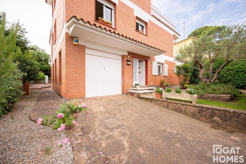 Foto f49caedc-5342-4d4a-8e87-9c81ee39655a. Casa con parcheggio piscina in Golf-Can Trabal Sant Cugat del Vallès