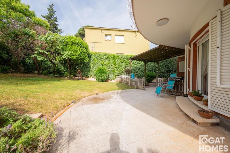 Foto fe9364b2-f430-468c-9f7b-a46e37dab899. Casa con parcheggio piscina in Golf-Can Trabal Sant Cugat del Vallès
