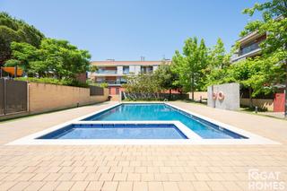 Flat  Sabna canyameras. Amplio piso con terraza y parking en mirasol, sant cugat