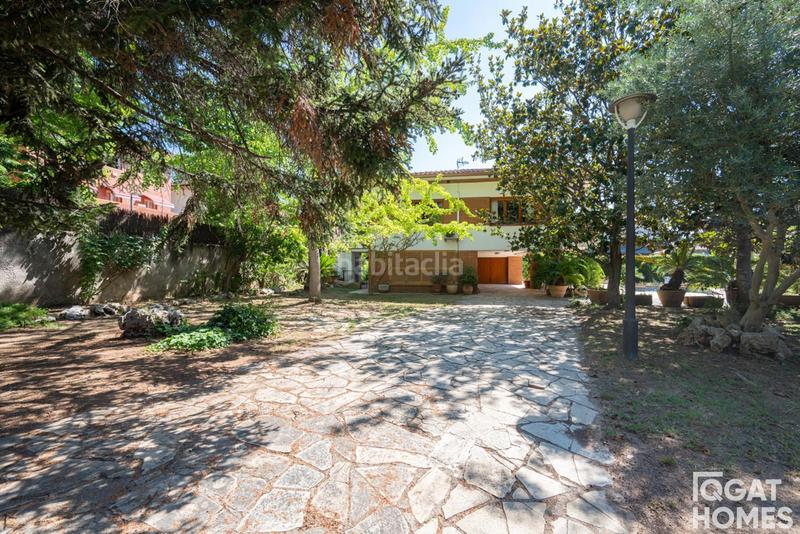 Foto 15e4120a-00ef-4d48-ac8e-c14065bc9ff1. Chalet con riscaldamento parcheggio piscina in Valldoreix Sant Cugat del Vallès