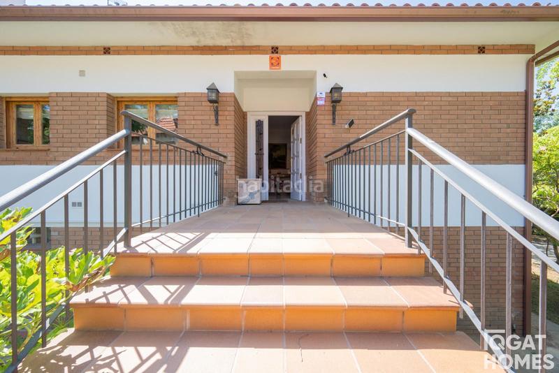 Foto 49d26545-87a1-4cc9-a7ab-7892a5dd2749. Chalet con riscaldamento parcheggio piscina in Valldoreix Sant Cugat del Vallès