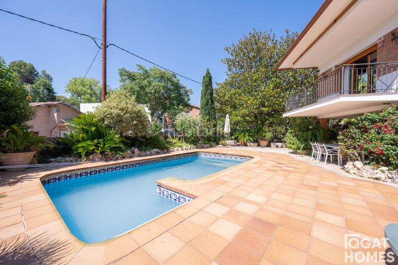 Foto 7952dfdd-0e4d-4f20-b262-3025fd0272ef. Chalet con riscaldamento parcheggio piscina in Valldoreix Sant Cugat del Vallès