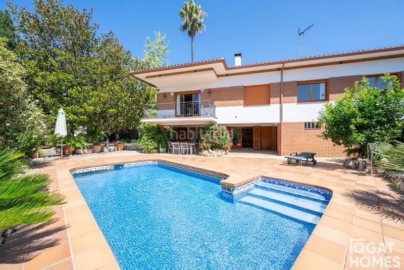 Foto 8e750c2d-19c2-4341-974d-5d48132cf1d2. Chalet con riscaldamento parcheggio piscina in Valldoreix Sant Cugat del Vallès