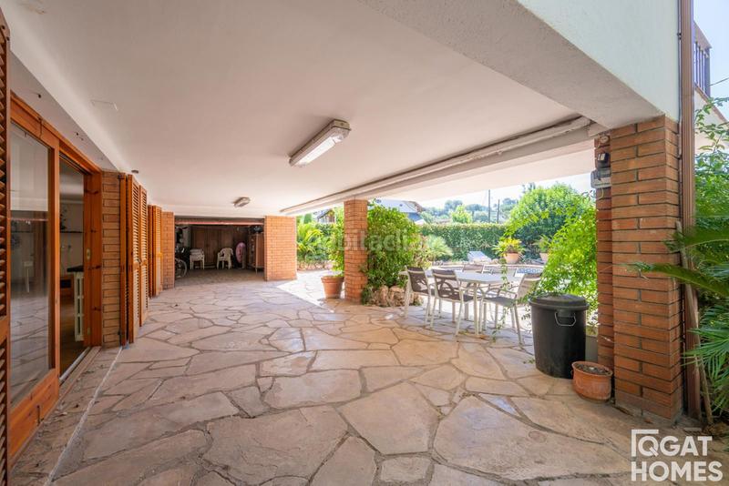 Foto 9ebdfbde-00b7-44c2-8c0a-c16757fb9bcd. Chalet con riscaldamento parcheggio piscina in Valldoreix Sant Cugat del Vallès
