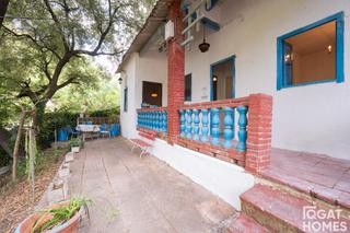 Casa a La Floresta. Casa a reformar en la floresta