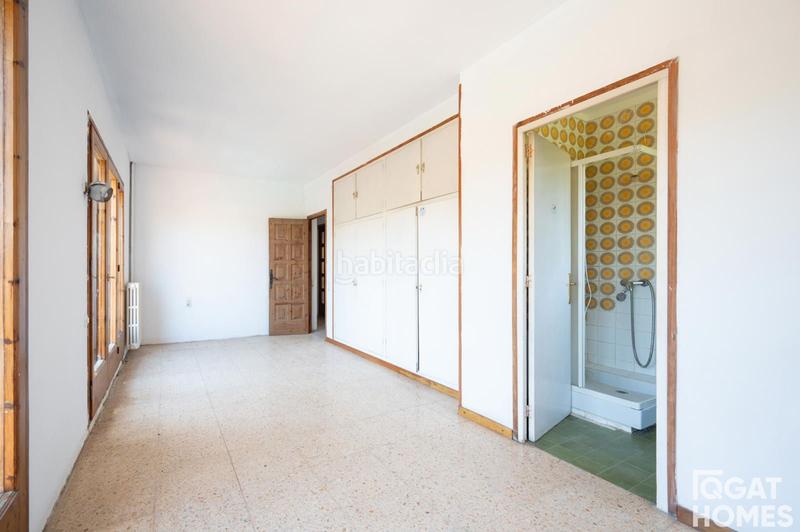 Foto 099ea756-bc22-4c5f-be23-dbe0d9c99b98. Chalet mit parking pool in Mira-sol Sant Cugat del Vallès