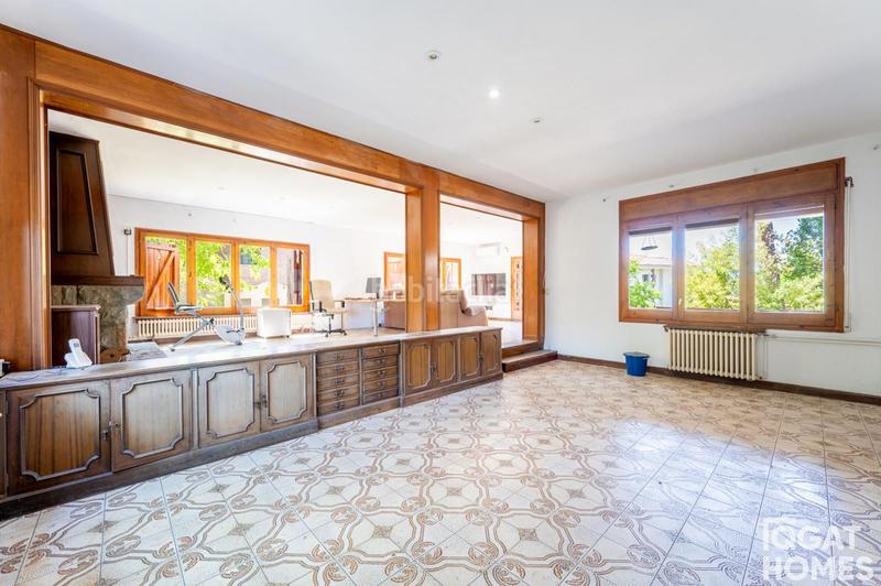 Foto 27ba9184-1bc4-42b3-b224-31bba04d60f7. Chalet mit parking pool in Mira-sol Sant Cugat del Vallès