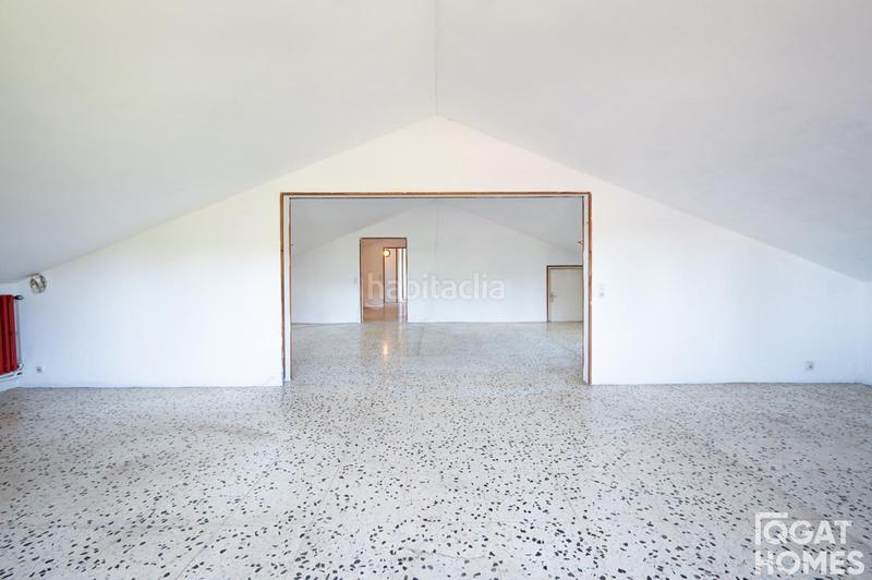 Foto 5fc2cf4a-0e70-479c-9762-2a514fed960d. Chalet mit parking pool in Mira-sol Sant Cugat del Vallès