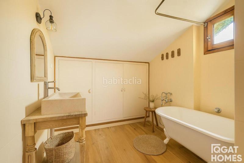 Foto 7e8f1562-25ea-4955-ba4e-82e3f88ca947. Chalet mit parking pool in Mira-sol Sant Cugat del Vallès