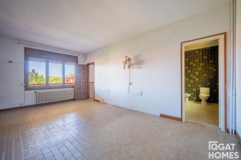 Foto 9d28e2c0-b63e-4e9c-8e89-ec8322d0ea45. Chalet mit parking pool in Mira-sol Sant Cugat del Vallès