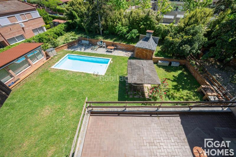 Foto a8be2618-81d8-42f9-a0aa-3240199b9145. Chalet mit parking pool in Mira-sol Sant Cugat del Vallès