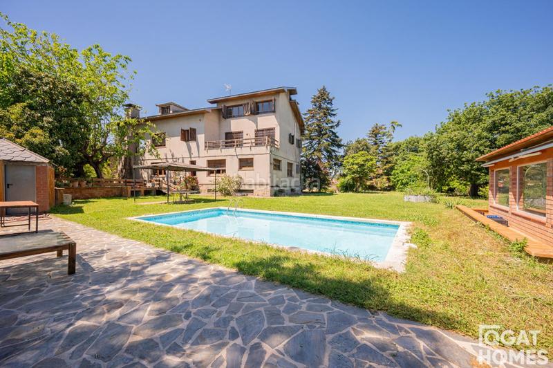 Foto ec12df8d-7f1d-4078-bf52-ad6e0861764e. Chalet mit parking pool in Mira-sol Sant Cugat del Vallès