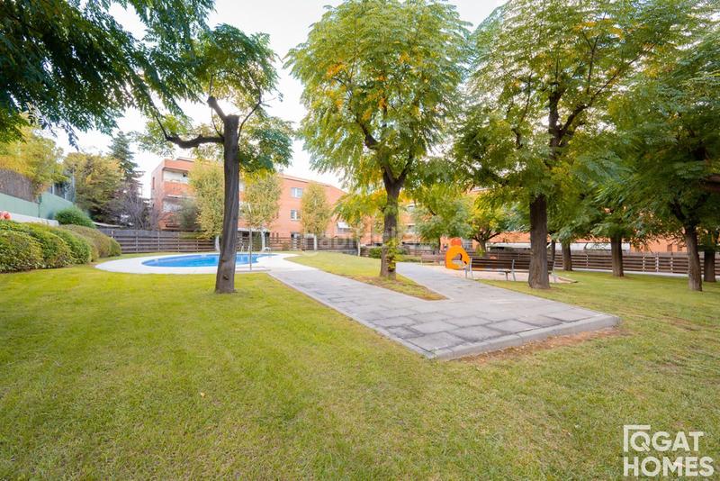 Foto 01b416b4-e6a6-4169-81a3-5b13b458feae. Pis amb calefacció aparcament piscina a Colomer Sant Cugat del Vallès