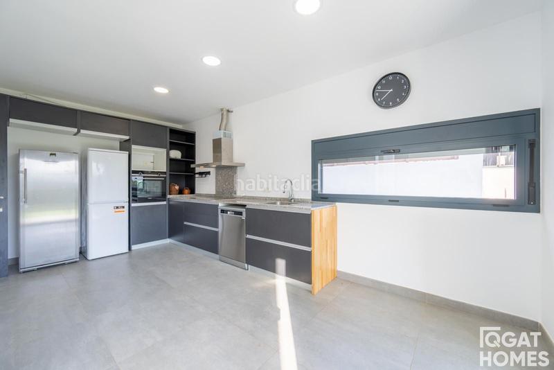 Foto 03d779f4-f2d7-4cba-ade4-33382ffe1d64. Chalet with parking pool in La Floresta Sant Cugat del Vallès