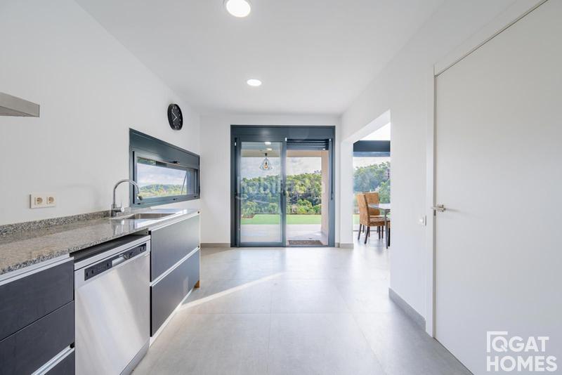 Foto 19f96abb-4763-40cc-8622-54bcd97c97bb. Chalet with parking pool in La Floresta Sant Cugat del Vallès