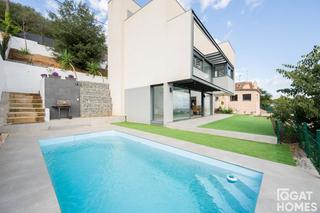 Chalet  Pere planes. Casa seminueva con piscina y vistas panorámicas en la floresta