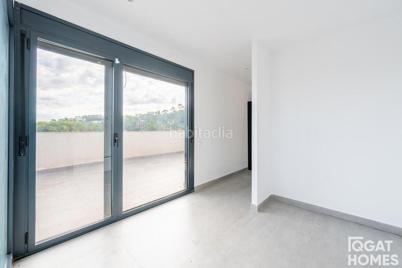 Foto 2d93ea09-a86a-44e7-bbe9-6ac766d3dd58. Chalet with parking pool in La Floresta Sant Cugat del Vallès