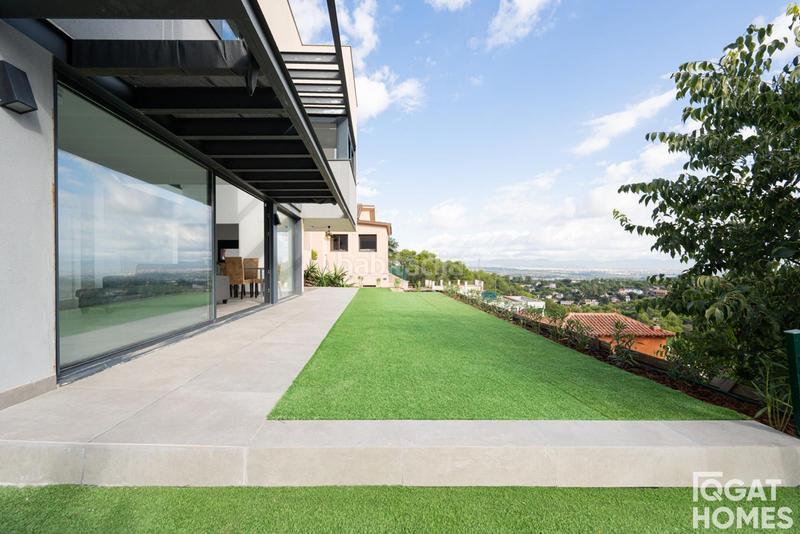 Foto 44c47d8b-f727-490f-b004-190ff7ff0845. Chalet with parking pool in La Floresta Sant Cugat del Vallès