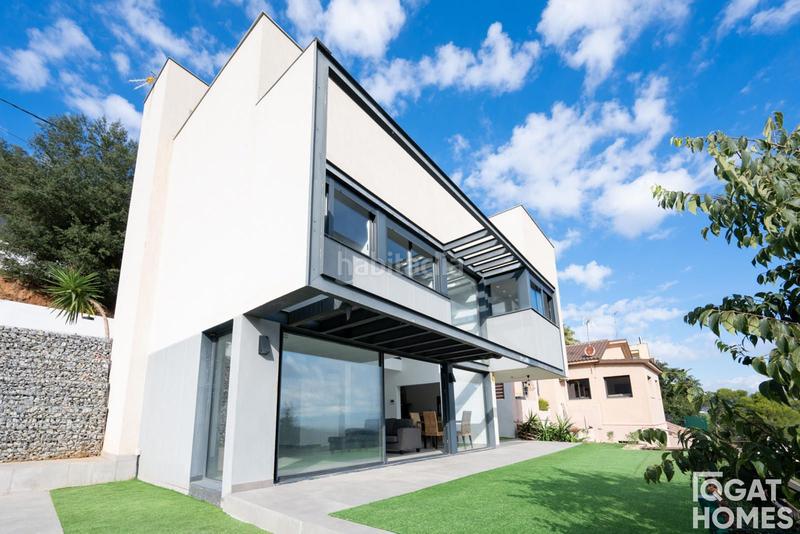 Foto 591265cb-8d73-4233-b04f-6132be44fed0. Chalet with parking pool in La Floresta Sant Cugat del Vallès