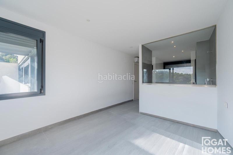 Foto 8282afd1-ab1d-45a9-ae89-ad1c960c401a. Chalet with parking pool in La Floresta Sant Cugat del Vallès