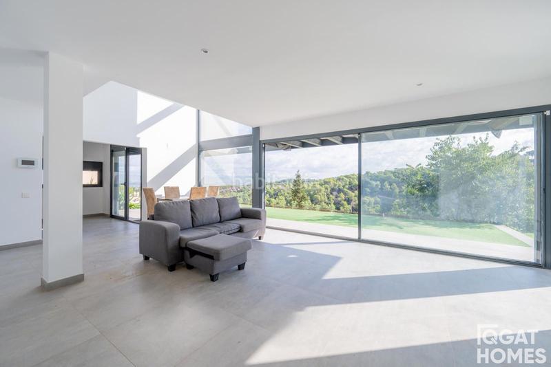 Foto 876987fd-2584-4100-9699-10c6b1c6012c. Chalet with parking pool in La Floresta Sant Cugat del Vallès