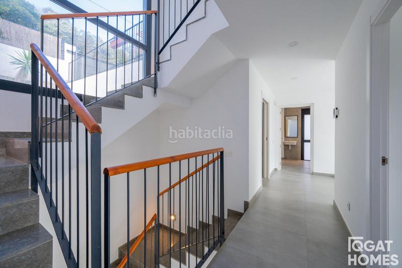 Foto fc94454d-c8cf-411d-a7a9-fed863558074. Chalet with parking pool in La Floresta Sant Cugat del Vallès