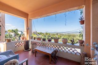 Casa  Pere planas. Casa con encanto en la floresta