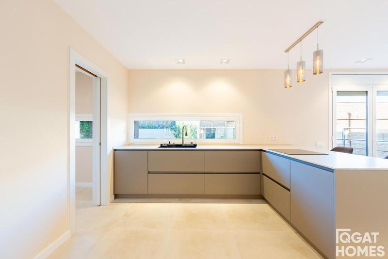 Foto 1a9440d2-def8-4a16-a686-fc73926cdc74. Chalet mit heizung parking pool in Valldoreix Sant Cugat del Vallès