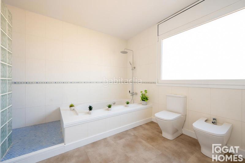 Foto 1ccec2ca-d14c-4d09-9fae-90df5d4dbfd9. Chalet mit heizung parking pool in Valldoreix Sant Cugat del Vallès