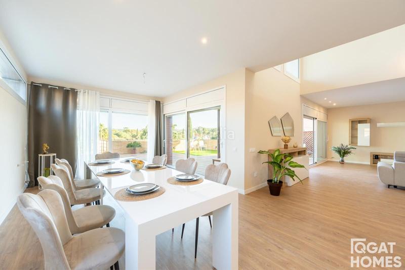 Foto a42506df-3258-49b6-84fe-505e7bd8ed25. Chalet mit heizung parking pool in Valldoreix Sant Cugat del Vallès