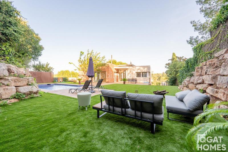 Foto f13e497b-451a-4e57-a881-2379942b052f. Chalet mit heizung parking pool in Valldoreix Sant Cugat del Vallès