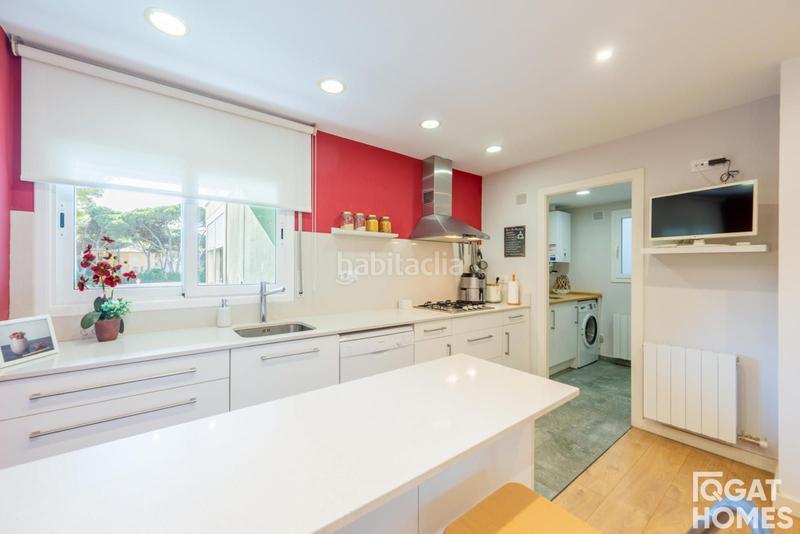 Foto 2a9d9fed-c21f-4a32-b2e8-fa8adec69102. Pis amb calefacció aparcament piscina a Gava Mar Gavà