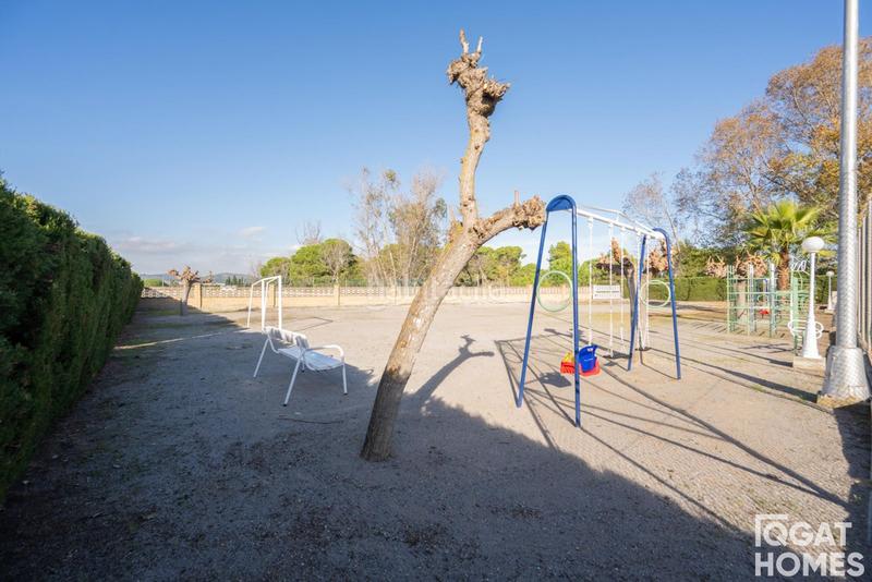 Foto b54e9408-3998-4d03-97e2-f7af3d19175a. Pis amb calefacció aparcament piscina a Gava Mar Gavà