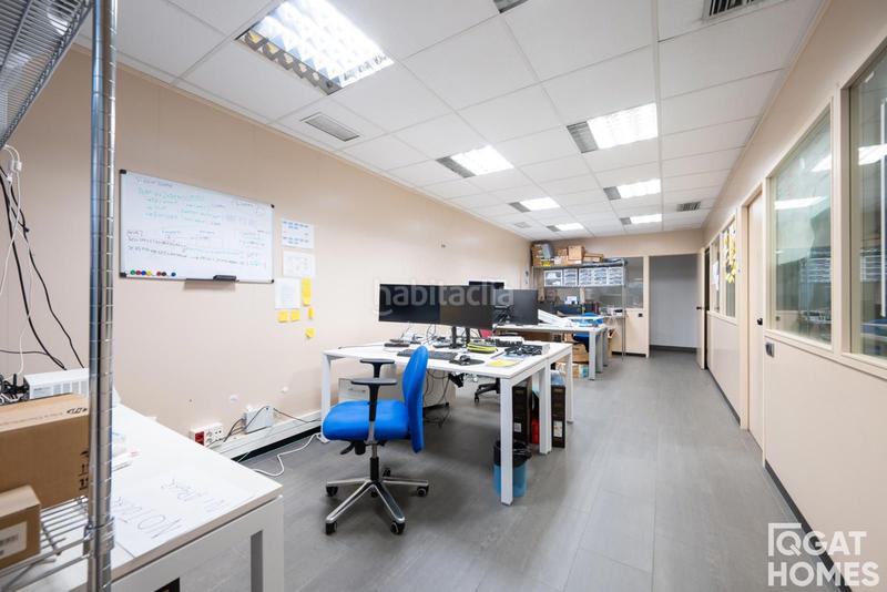 Foto eb2f1a28-2310-407a-8113-529448c4bd9c. Office space with parking in El Camp d´en Grassot i Gràcia Nova Barcelona