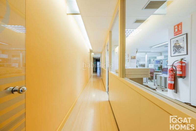 Foto fb0af386-3291-4d3b-bcd1-473fe407448e. Office space with parking in El Camp d´en Grassot i Gràcia Nova Barcelona