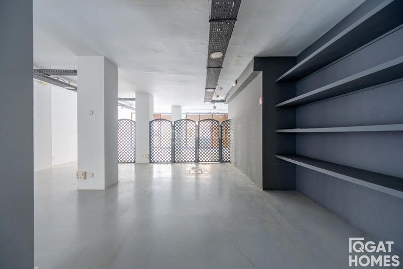 Foto f8902ddb-980a-4449-b176-7a5f0b30b179. Lloguer local comercial a Centre - Estació Sant Cugat del Vallès