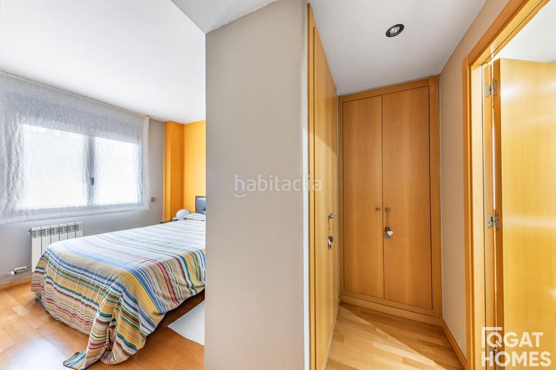 Foto 0e70dc1b-715b-436e-ad51-09ba7c69699f. Àtic amb calefacció aparcament piscina a Volpelleres Sant Cugat del Vallès