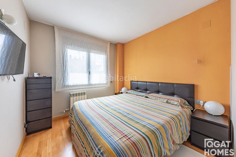 Foto b11ae280-aef8-4b0a-85f6-a9980e9ffbdd. Àtic amb calefacció aparcament piscina a Volpelleres Sant Cugat del Vallès