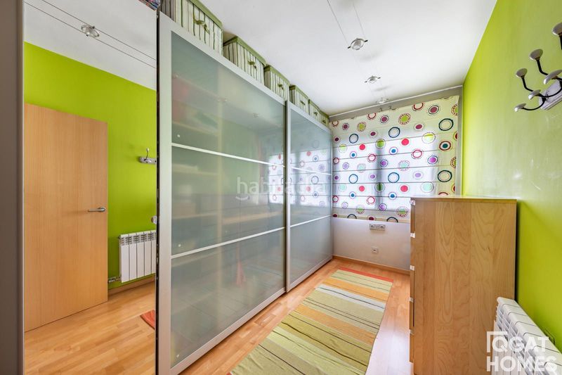 Foto c0f02e2a-2406-46dd-815e-166443faec50. Àtic amb calefacció aparcament piscina a Volpelleres Sant Cugat del Vallès