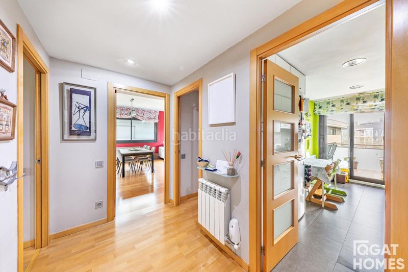 Foto e17e95d6-454c-4cfa-96e9-9b8ce9ddb0bc. Àtic amb calefacció aparcament piscina a Volpelleres Sant Cugat del Vallès