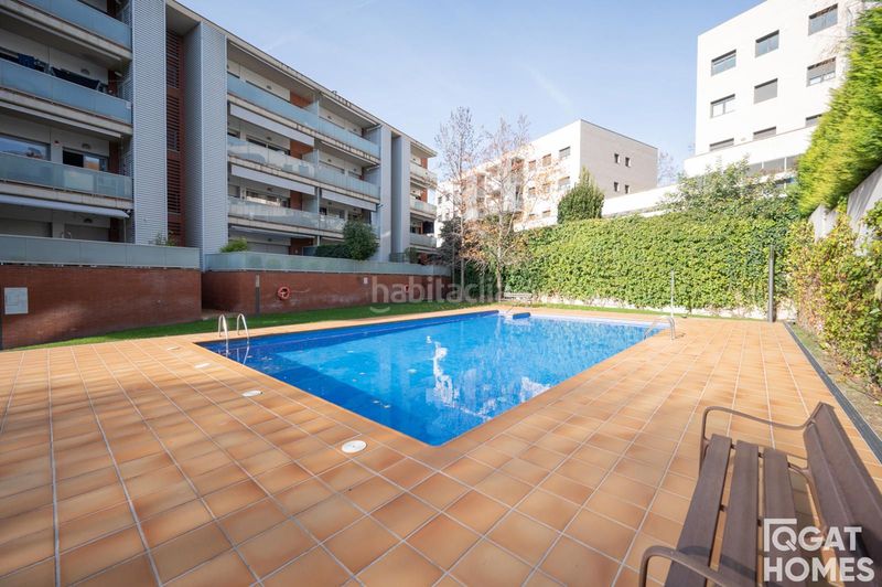 Foto f0786df7-32b0-473d-82dd-32ca086451e6. Àtic amb calefacció aparcament piscina a Turó de Can Mates Sant Cugat del Vallès