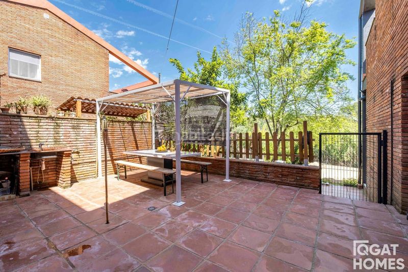 Foto b301ad98-8175-4d98-9b71-9eaa69163c32. Chalet  independiente en Bellaterra