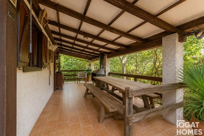 Foto f551dfd3-fdba-4f56-b64b-edbeb6fd5dca. Casa amb calefacció aparcament a Valldoreix Sant Cugat del Vallès