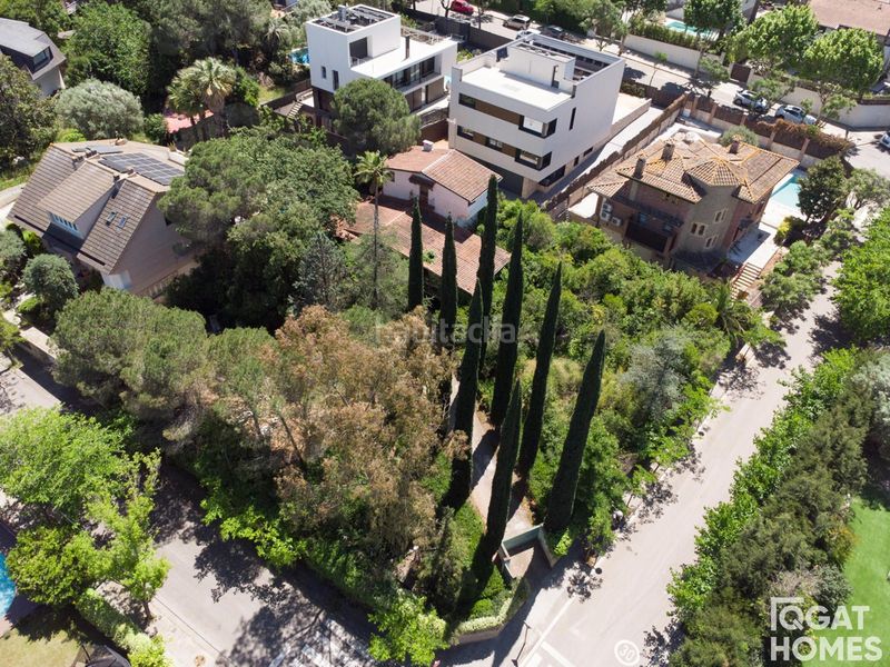 Foto fc8b8dbf-e42c-4c10-a8b8-a13d87f78ab9. Casa amb calefacció aparcament a Valldoreix Sant Cugat del Vallès