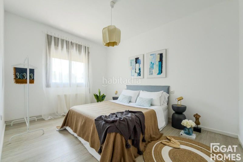 Foto 07e51a10-30cd-4167-b722-f27d2766677e. Casa amb calefacció aparcament piscina a Mira-sol Sant Cugat del Vallès