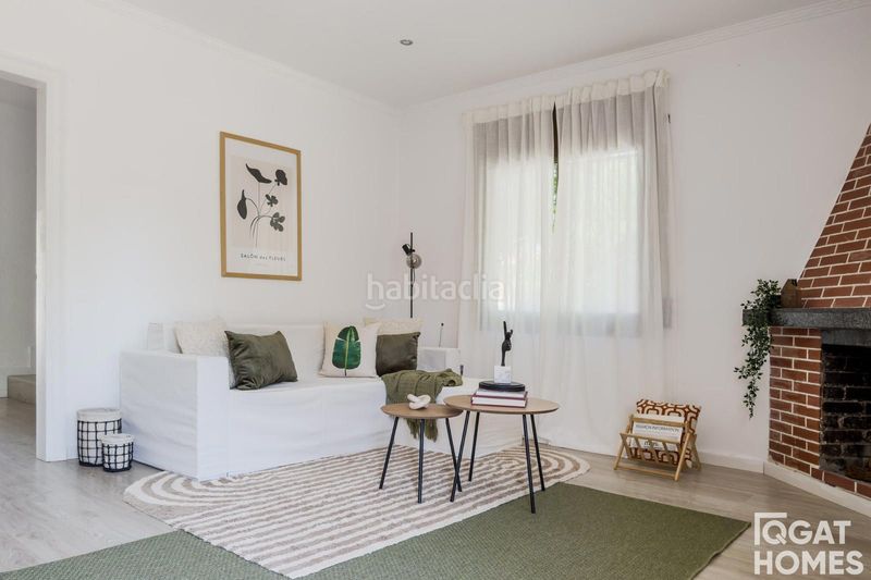 Foto 0eb2ae86-442d-468d-a5d8-0763559d609e. Casa amb calefacció aparcament piscina a Mira-sol Sant Cugat del Vallès