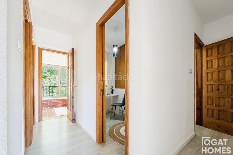 Foto 0f3ca253-e530-4b06-b2f2-18f90864038e. Casa amb calefacció aparcament piscina a Mira-sol Sant Cugat del Vallès