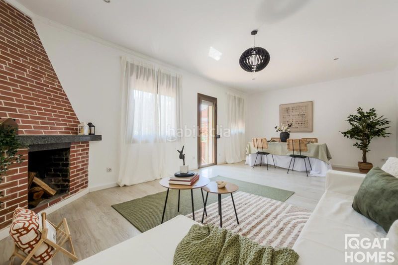 Foto 2344d9f2-bf86-4a68-b045-ea033e6857ca. Casa amb calefacció aparcament piscina a Mira-sol Sant Cugat del Vallès